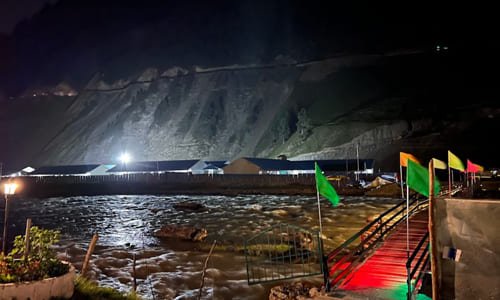 sheen-woods-riverside-resort-Spa-sonmarg-4